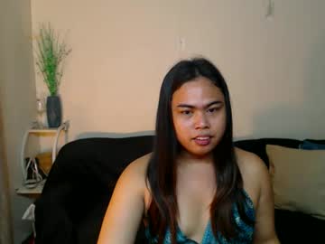 Natural_Petit69 Chaturbate stream image from April 22, 2026