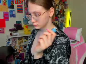 Queenmilena Chaturbate stream image from April 22, 2026