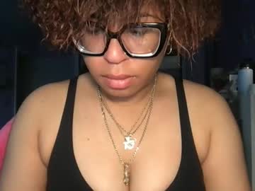 Caramelmina Chaturbate stream image from April 22, 2026