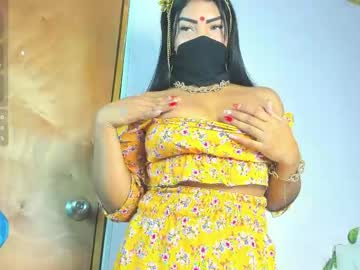 Iniya_Parul Chaturbate stream image from April 22, 2026