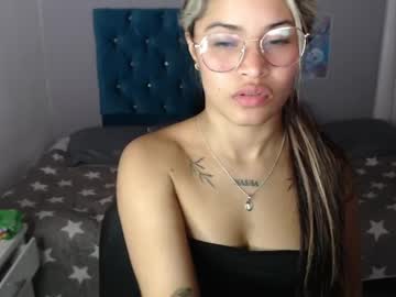 Miafuckpussyhard Chaturbate stream image from April 22, 2026