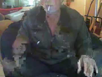 Riverratggg Chaturbate stream image from April 22, 2026