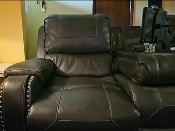 The_Alpha_Dog_Xxx Chaturbate stream image from April 22, 2026