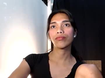 Angelamonroe Chaturbate stream image from April 22, 2026