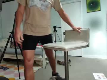Daddycache Chaturbate stream image from April 22, 2026