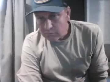 Dogglogg745 Chaturbate stream image from April 22, 2026