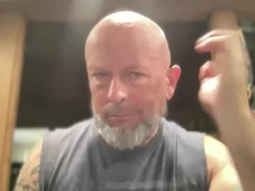 Eevilempire Chaturbate stream image from April 22, 2026