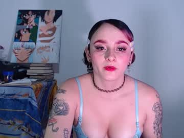 Julietajaguar Chaturbate stream image from April 22, 2026