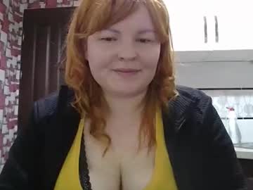 Krisryxoniks Chaturbate stream image from April 22, 2026