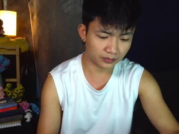 Pinoy_Petitehugecock Chaturbate stream image from April 22, 2026