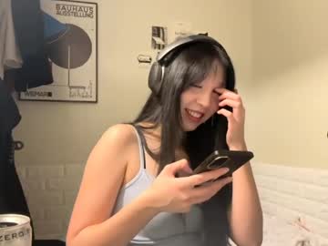 Zulaedds Chaturbate stream image from April 22, 2026
