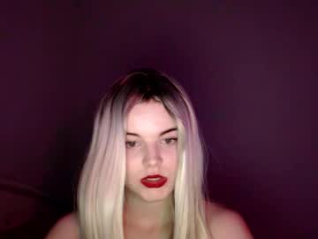 Doratixx0 Chaturbate stream image from April 22, 2026