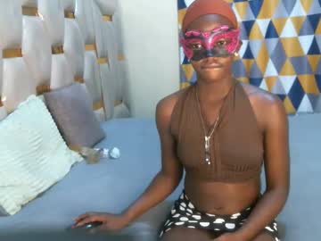 Remmyqueen Chaturbate stream image from April 22, 2026
