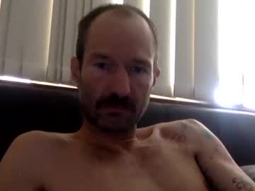 Amued_Mushroom Chaturbate stream image from April 22, 2026