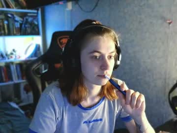 Beverly_Yay Chaturbate stream image from April 22, 2026