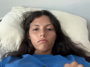 Greasybangs Chaturbate stream image from April 22, 2026