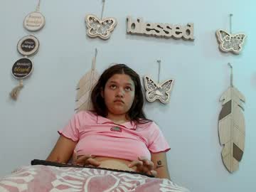 Maidycute18 Chaturbate stream image from April 22, 2026