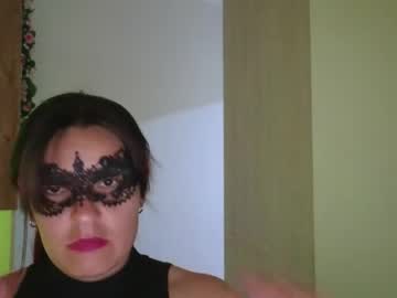 Esmeralda_Calderon Chaturbate stream image from April 22, 2026