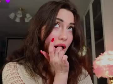 Romanticsonya Chaturbate stream image from April 22, 2026