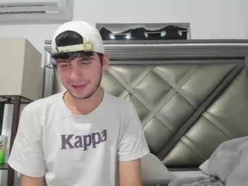 Gayndepressed Chaturbate stream image from April 23, 2026