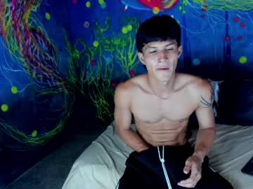 Kristopher_Savage Chaturbate stream image from April 23, 2026