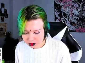 Carolinerichter Chaturbate stream image from April 23, 2026