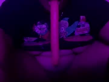 Babyizzie Chaturbate stream image from April 23, 2026