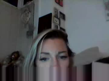 Blondiebabe11 Chaturbate stream image from April 23, 2026