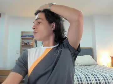 Juancam69 Chaturbate stream image from April 23, 2026