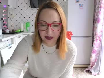 Lyboff72 Chaturbate stream image from April 23, 2026