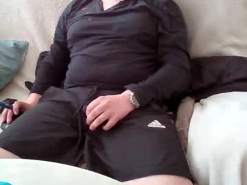 H0mi4u Chaturbate stream image from April 23, 2026