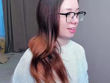 Bellahux Chaturbate stream image from April 23, 2026