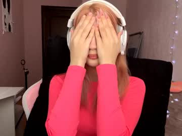 Dawnawiand Chaturbate stream image from April 23, 2026