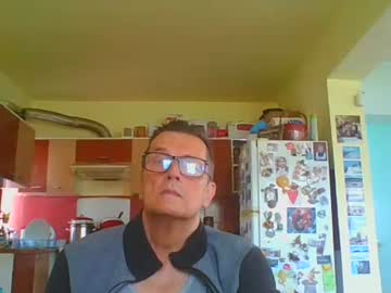 Ulmeni7 Chaturbate stream image from April 23, 2026