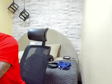 Aron_Bolt Chaturbate stream image from April 23, 2026
