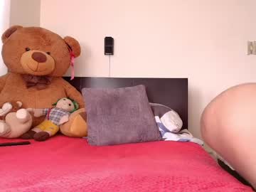 Samantta98 Chaturbate stream image from April 23, 2026