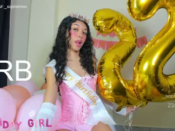 Sophie_Moo Chaturbate stream image from April 23, 2026