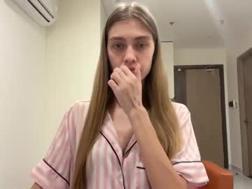 Verablanc Chaturbate stream image from April 23, 2026