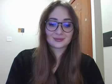 Greta_Shine Chaturbate stream image from April 23, 2026