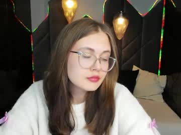Peachynoxxx Chaturbate stream image from April 23, 2026