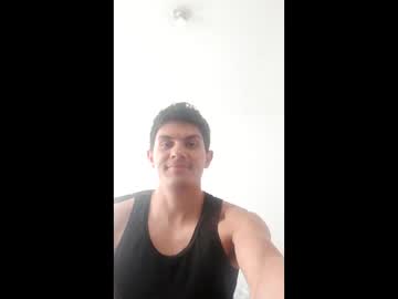 Juan111h Chaturbate stream image from April 23, 2026