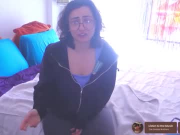 Safaeri Chaturbate stream image from April 23, 2026