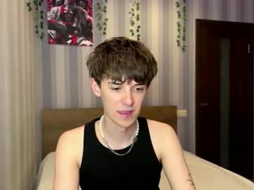 Sweety_Dude69 Chaturbate stream image from April 23, 2026