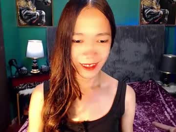 Urhot_Athena Chaturbate stream image from April 23, 2026