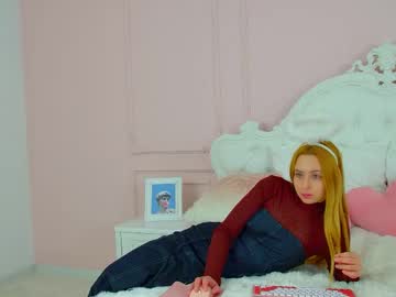 Lindsaylincoln Chaturbate stream image from April 23, 2026