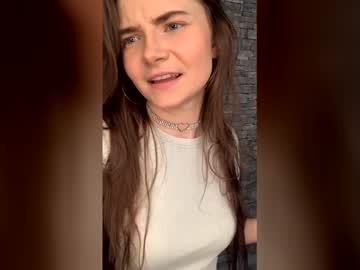 Mayrollinss Chaturbate stream image from April 23, 2026