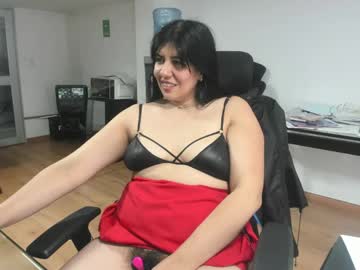 Aisha_Latina Chaturbate stream image from April 23, 2026