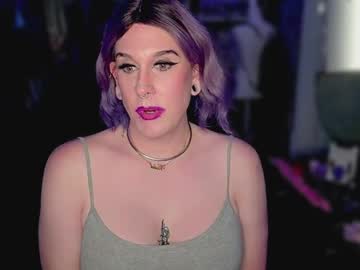 Thelizzilust Chaturbate stream image from April 23, 2026