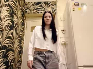 Eleonoratompson Chaturbate stream image from April 23, 2026