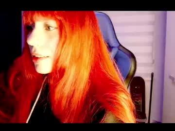 Lunabunnyc Chaturbate stream image from April 23, 2026